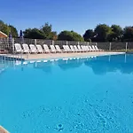 Giuliott With Parking And Shared Pool By Interhome Διαμέρισμα *