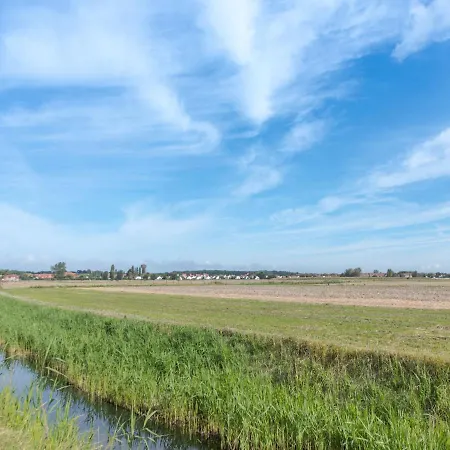 Giuliott With Parking And Shared Pool By Interhome Апартаменты Де-Хаан